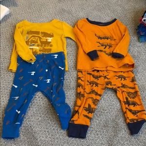 Old navy bot pajama set. 18-24 months